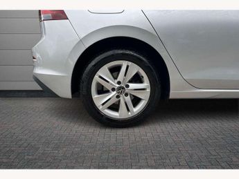 Volkswagen Golf 1.5 eTSI 150 Life 5dr DSG