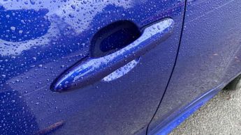 Toyota Yaris 1.5 Hybrid Design 5dr CVT