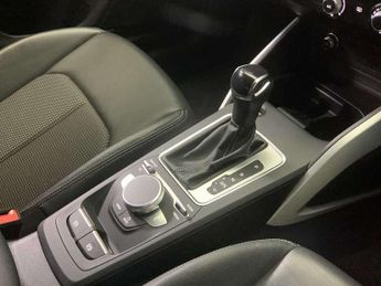 Audi Q2 35 TFSI Black Edition 5dr S Tronic