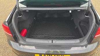 Volkswagen Passat 2.0 TDI SE Business 4dr DSG