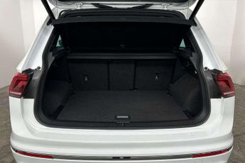 Volkswagen Tiguan 2.0 TSi 230 4Motion SEL 5dr DSG