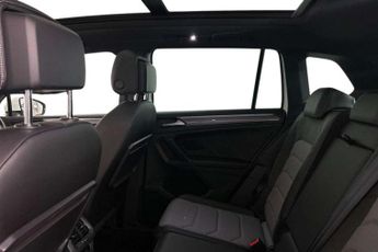 Volkswagen Tiguan 2.0 TSi 230 4Motion SEL 5dr DSG