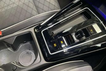 Volkswagen Golf 1.5 eTSI 150 R-Line 5dr DSG