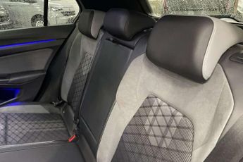 Volkswagen Golf 1.5 eTSI 150 R-Line 5dr DSG