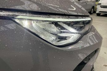 Volkswagen Golf 1.5 eTSI 150 R-Line 5dr DSG