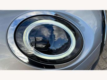 MINI Hatchback 1.5 Cooper Classic 3dr Auto