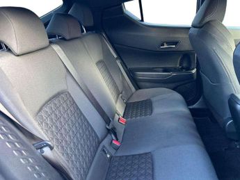 Toyota C-HR 1.8 Hybrid Design 5dr CVT