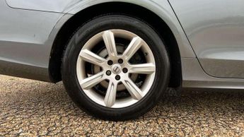 Volvo V90 2.0 D4 Momentum 5dr Geartronic