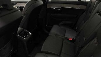 Volvo XC90 2.0 T8 PHEV Plus Dark 5dr AWD Geartronic