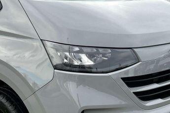 Volkswagen Transporter 2.0 TDI 150 Commerce Plus Van 4MOTION Auto