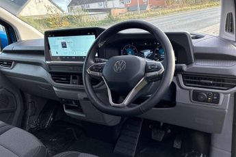 Volkswagen Transporter 2.0 TDI 150 Commerce Plus Van 4MOTION Auto