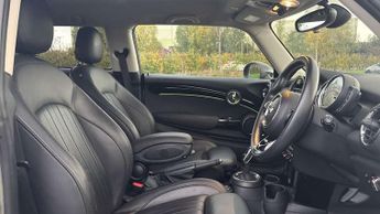 MINI Hatchback 2.0 Cooper S Exclusive II 3dr Auto