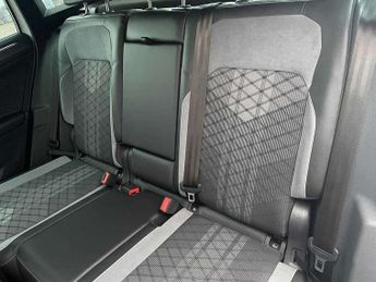 Volkswagen Tiguan 2.0 TDI R-Line 5dr DSG