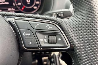 Audi Q2 35 TFSI Black Edition 5dr S Tronic