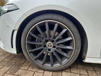 Mercedes-Benz A-Class A180 AMG Line Premium Plus Night Edition 5dr Auto