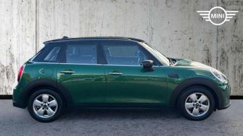 MINI Hatchback 5dr 1.5 Cooper Classic 5dr Auto