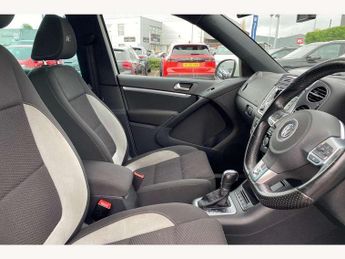 Volkswagen Tiguan 2.0 TDi BlueMotion Tech R-Line 5dr DSG
