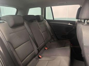 Volkswagen Golf Estate 1.6 TDI Match 5dr DSG