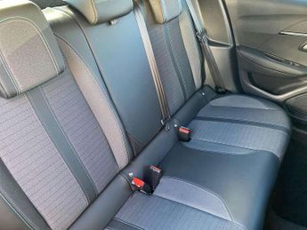 Peugeot 208 1.2 PureTech 100 Allure Premium 5dr EAT8