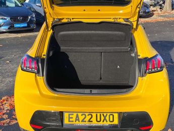 Peugeot 208 1.2 PureTech 100 Allure Premium 5dr EAT8