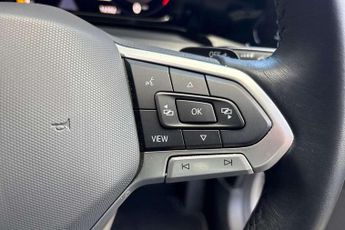 Volkswagen Golf 1.5 eTSI 150 Style 5dr DSG