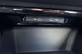 Volkswagen Golf 1.5 eTSI 150 Style 5dr DSG