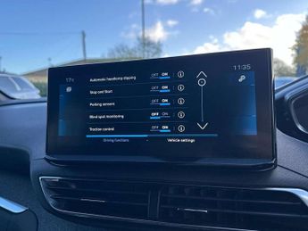 Peugeot 3008 1.2 PureTech Allure Premium+ 5dr EAT8