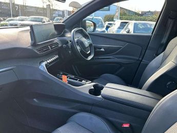 Peugeot 3008 1.2 PureTech Allure Premium+ 5dr EAT8