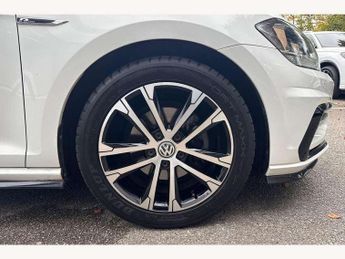 Volkswagen Golf 1.5 TSI EVO 150 R-Line 5dr DSG