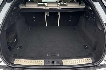 Land Rover Range Rover Velar 2.0 D200 R-Dynamic SE 5dr Auto