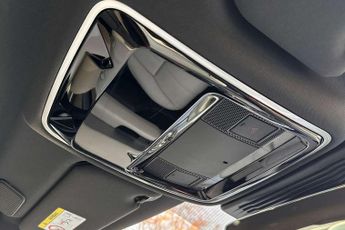 Land Rover Range Rover Velar 2.0 D200 R-Dynamic SE 5dr Auto