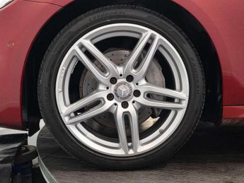 Mercedes-Benz E-Class Estate E200d AMG Line 5dr 9G-Tronic