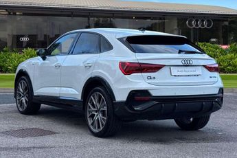 Audi Q3 35 TFSI Black Edition 5dr S Tronic [20" Alloy]