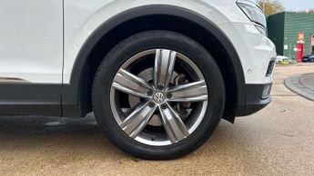Volkswagen Tiguan 2.0 TSi 180 4Motion SEL 5dr DSG