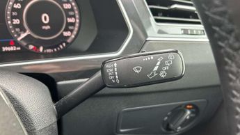 Volkswagen Tiguan 2.0 TSi 180 4Motion SEL 5dr DSG