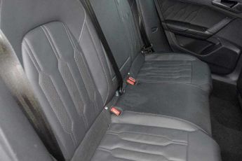 Cupra Formentor 1.4 eHybrid 204 V2 5dr DSG