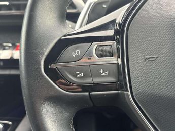 Peugeot 3008 1.2 PureTech Allure Premium+ 5dr EAT8