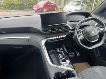 Peugeot 3008 1.2 PureTech Allure Premium+ 5dr EAT8