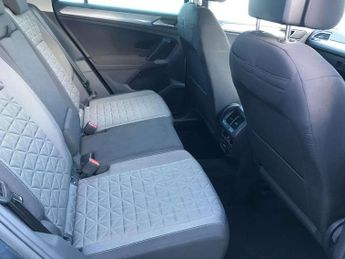 Volkswagen Tiguan 2.0 TDI Life 5dr DSG