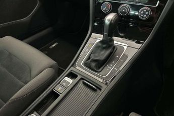 Volkswagen Golf 2.0 TDI GT 5dr DSG