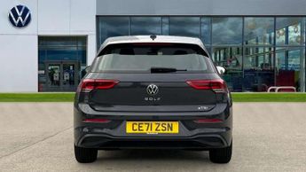 Volkswagen Golf 1.5 eTSI 150 Life 5dr DSG