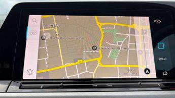 Volkswagen Golf 1.5 eTSI 150 Life 5dr DSG