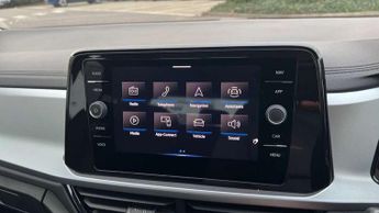 Volkswagen T-Roc 1.5 TSI Life 5dr DSG