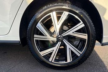 Volkswagen Polo 1.0 TSI 110 R-Line 5dr DSG