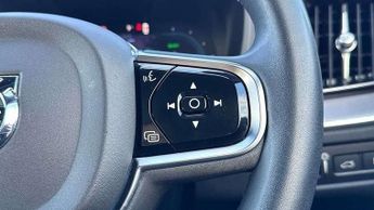 Volvo XC60 2.0 T6 Recharge PHEV R DESIGN 5dr AWD Auto