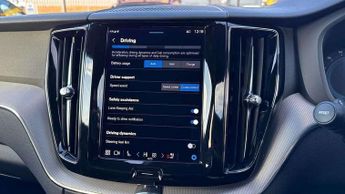 Volvo XC60 2.0 T6 Recharge PHEV R DESIGN 5dr AWD Auto