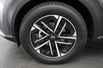 Nissan Juke 1.0 DiG-T N-Connecta 5dr DCT