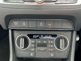 Audi Q3 1.4T FSI Black Edition 5dr S Tronic