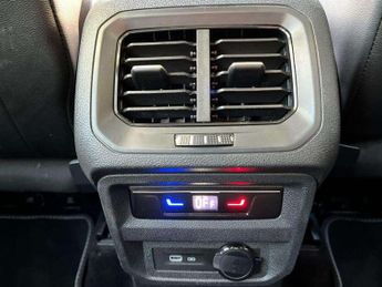 Volkswagen Tiguan Allspace 2.0 TDI 200 4Motion R-Line 5dr DSG