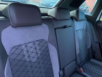 Volkswagen Tiguan 1.5 TSI 150 R-Line 5dr DSG